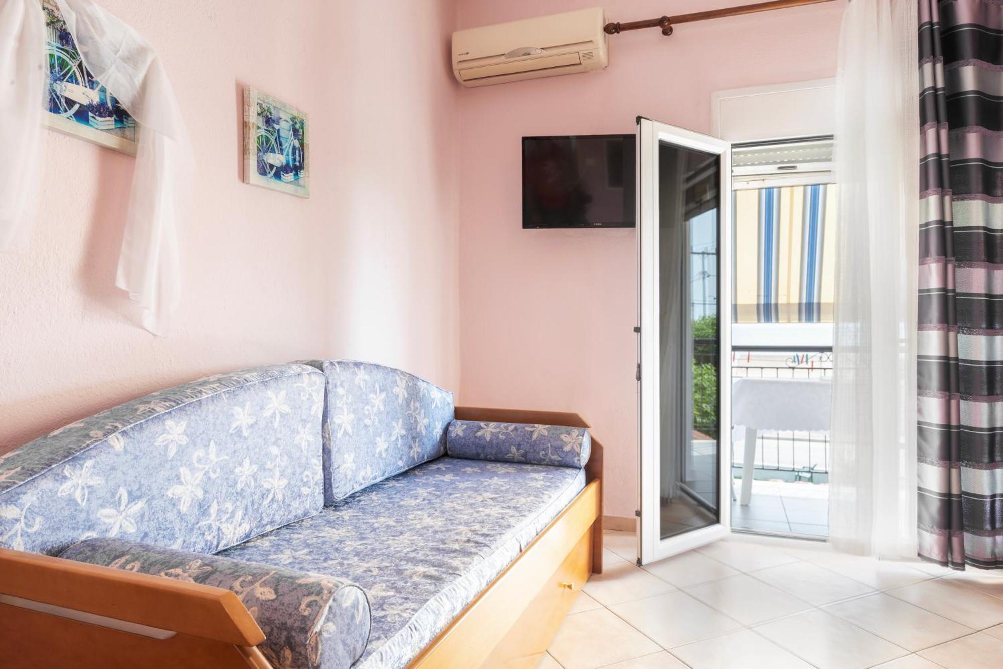 Marilena Apartments Anastasiou ヴェリカ エクステリア 写真