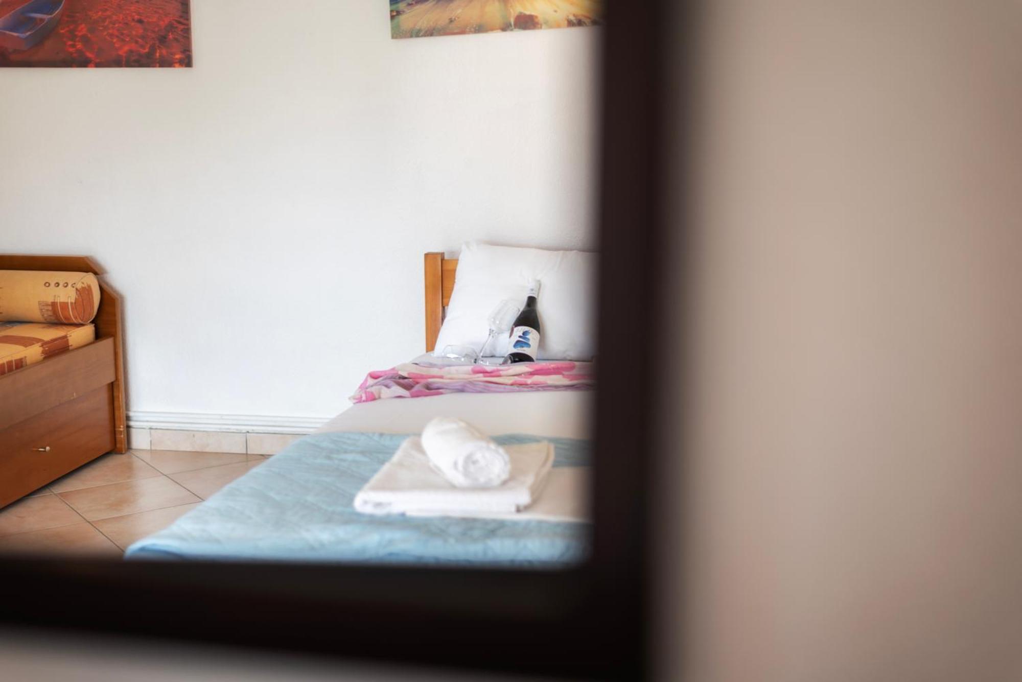 Marilena Apartments Anastasiou ヴェリカ エクステリア 写真
